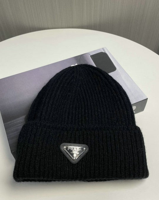 Bonnet PRADA