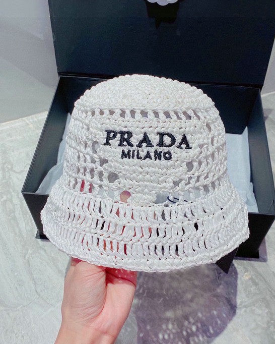 Chapeau Prada
