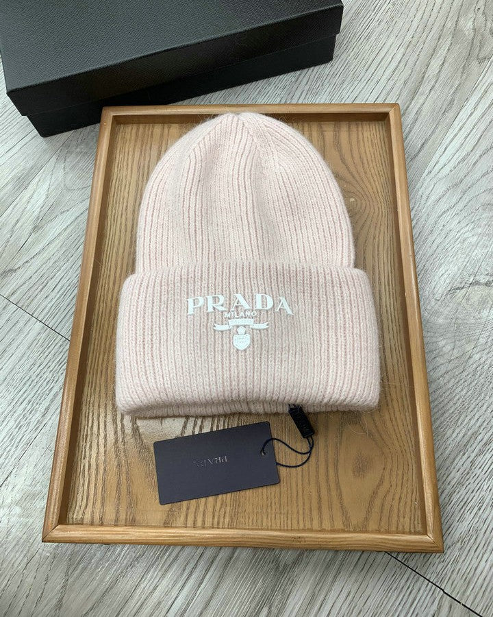 Bonnet PRADA