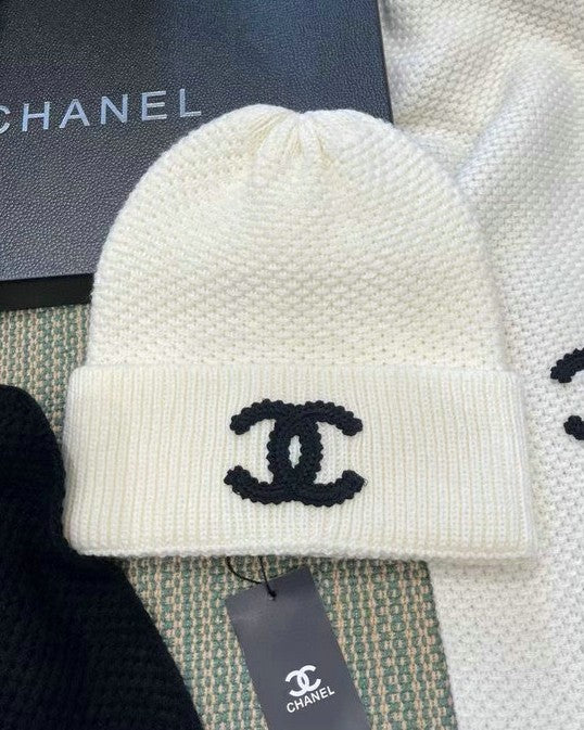 Bonnet CHANEL
