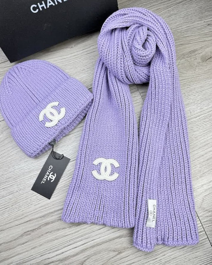 Bonnet et écharpe CHANEL