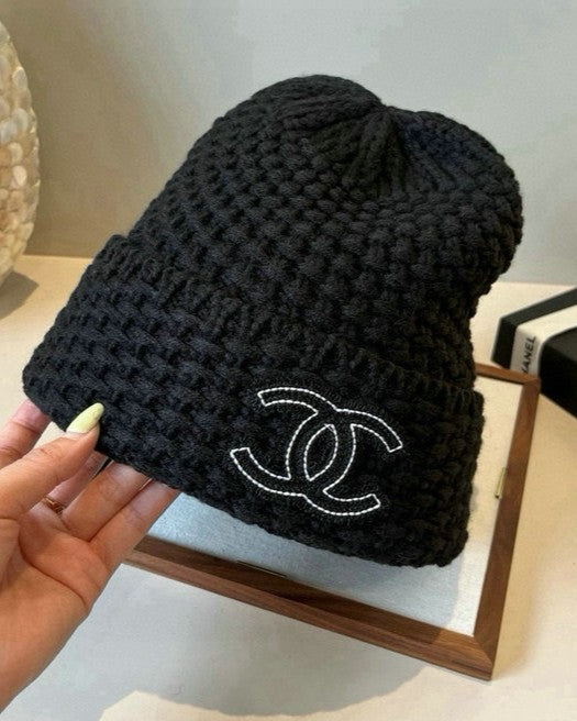 Bonnet CHANEL